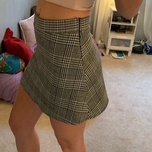 Plaid mini skirt